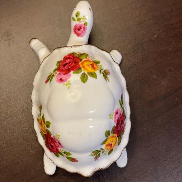 Cottage Rose Fine Bone China Tortoise Turtle Candle ~ Ring Trinket Box NOS - Picture 4 of 8